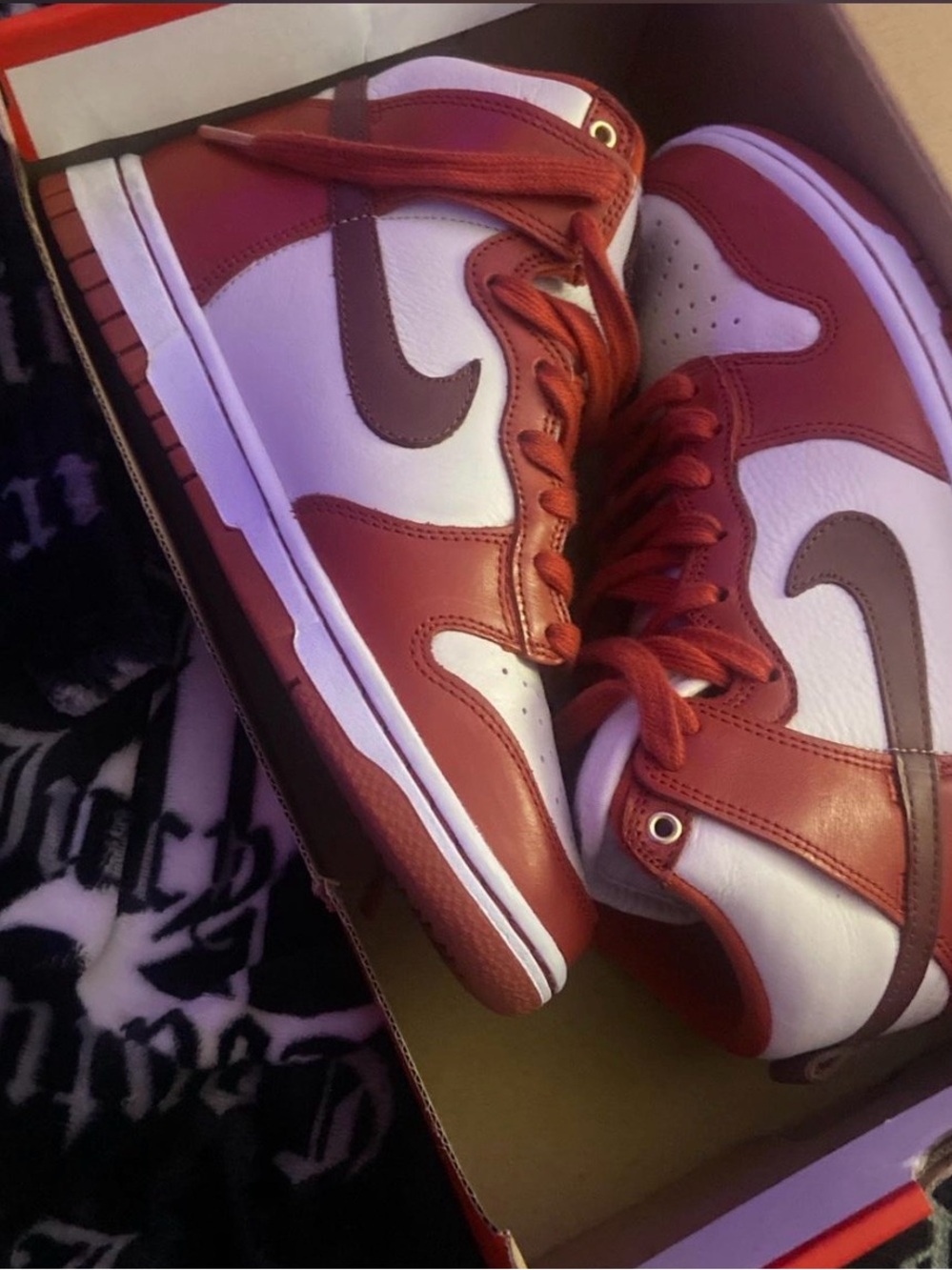Jordan Kids High-Top Sneakers in Red and White